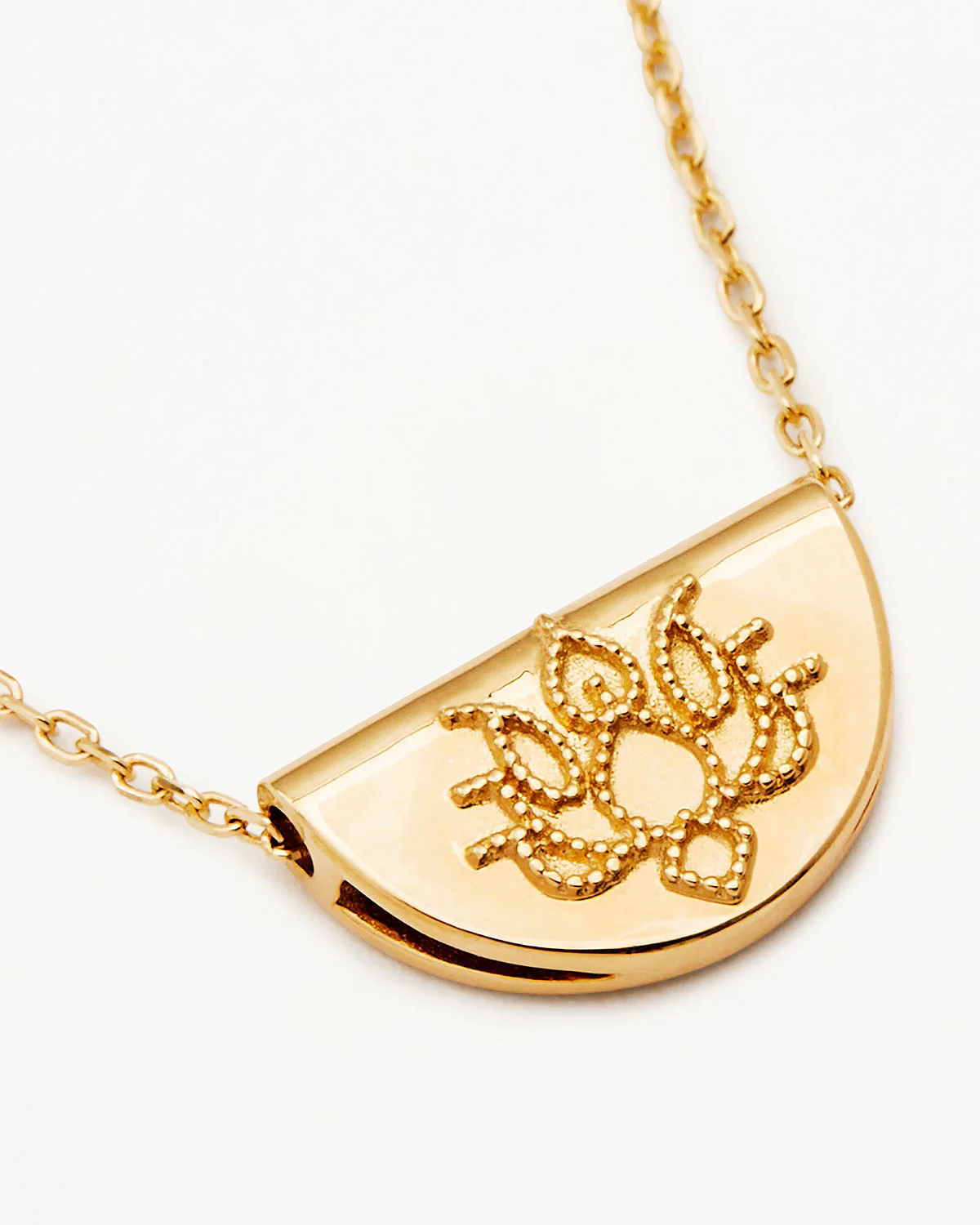 121-14k-solid-gold-mini-lotus-necklace-3.webp 14k Solid Gold Mini Lotus Necklace
