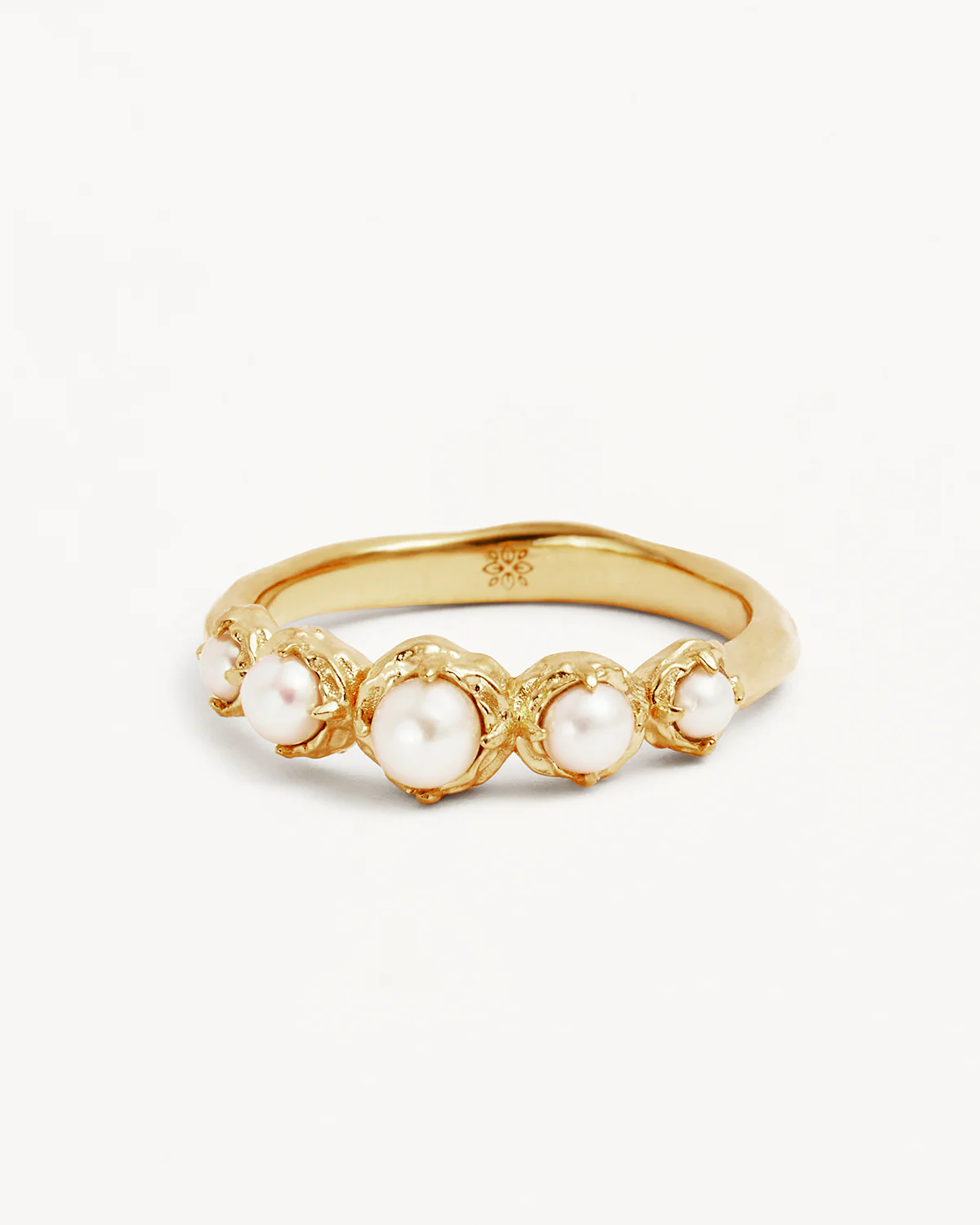1286-18k-gold-vermeil-peace-within-ring-3.webp 18k Gold Vermeil Peace Within Ring