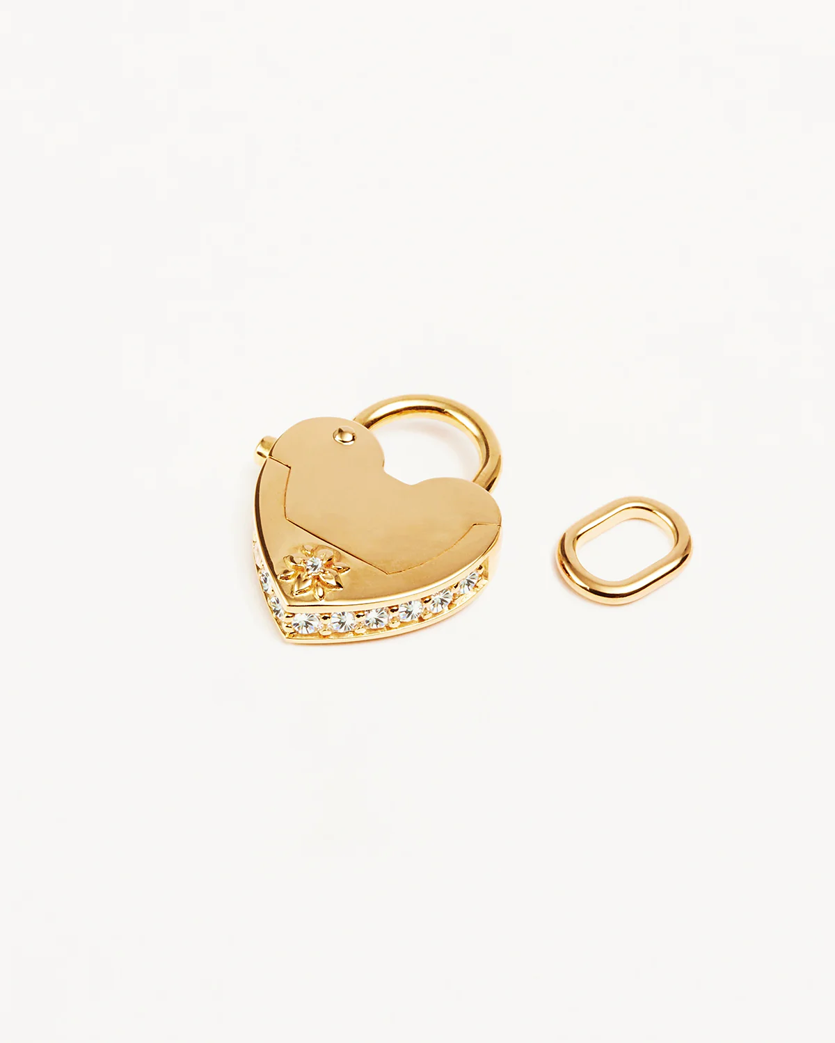 1351-18k-gold-vermeil-love-unlocked-padlock-pendant-5.webp 18k Gold Vermeil Love Unlocked Padlock Pendant