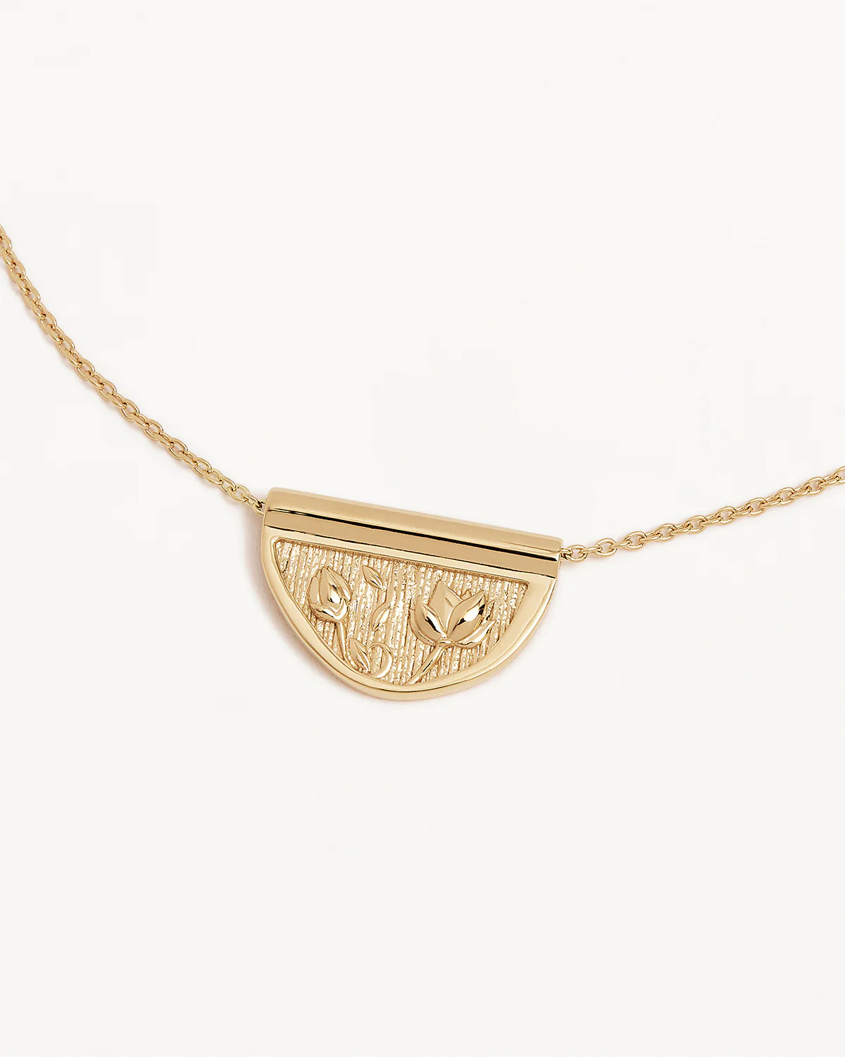 1448-18k-gold-vermeil-blooming-together-lotus-necklace-3.webp 18k Gold Vermeil Blooming Together Lotus Necklace