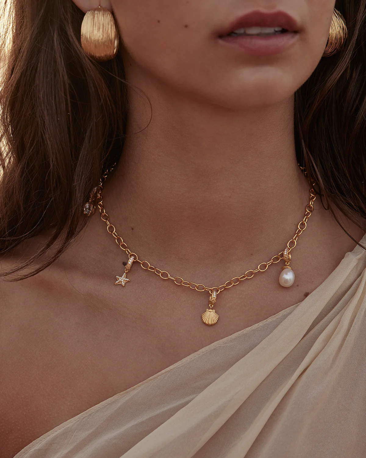 1452-18k-gold-vermeil-whispers-of-tranquillity-pearl-pendant-5.webp 18k Gold Vermeil Whispers of Tranquillity Pearl Pendant