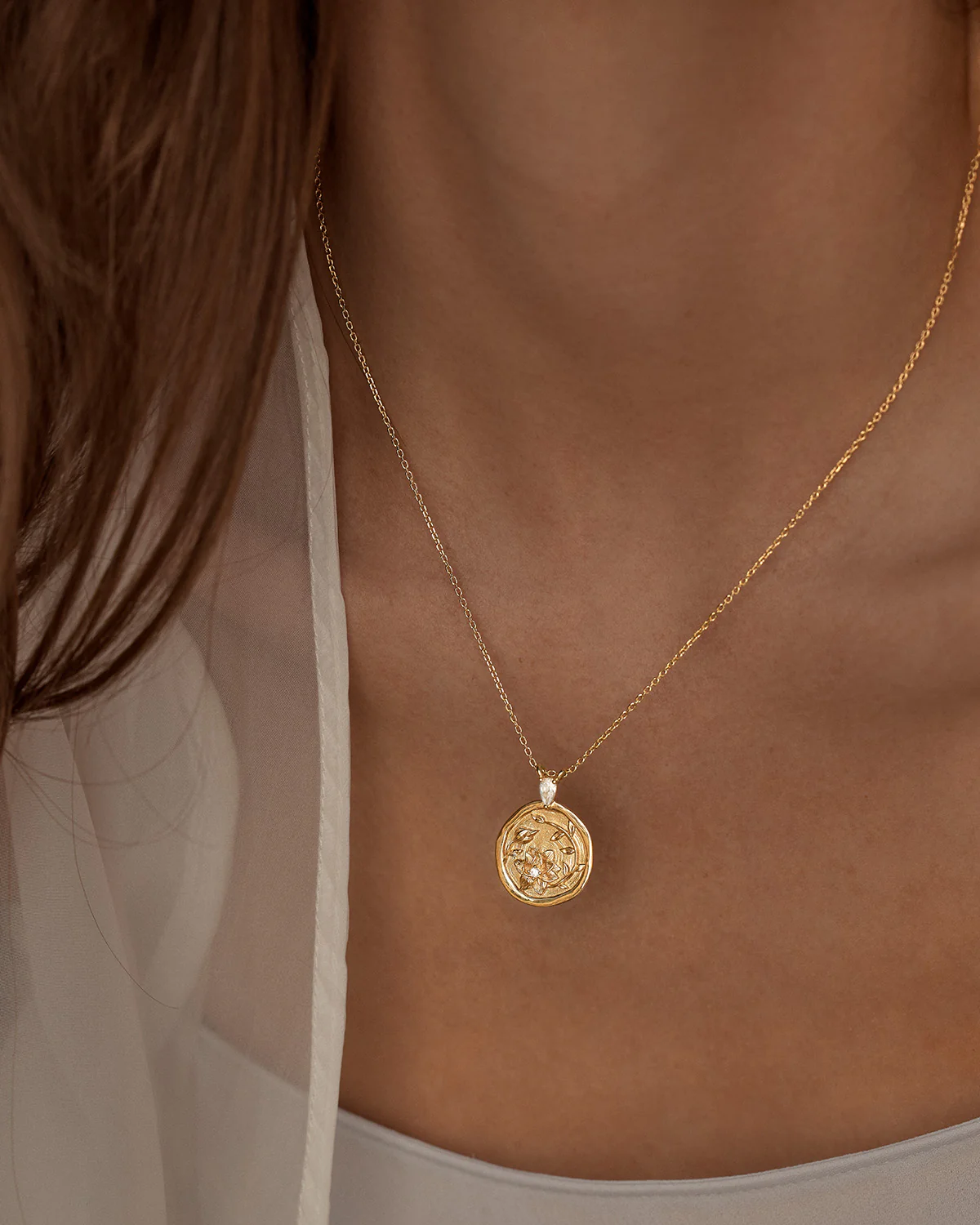 1579-18k-gold-vermeil-serene-lotus-necklace-6.webp 18k Gold Vermeil Serene Lotus Necklace