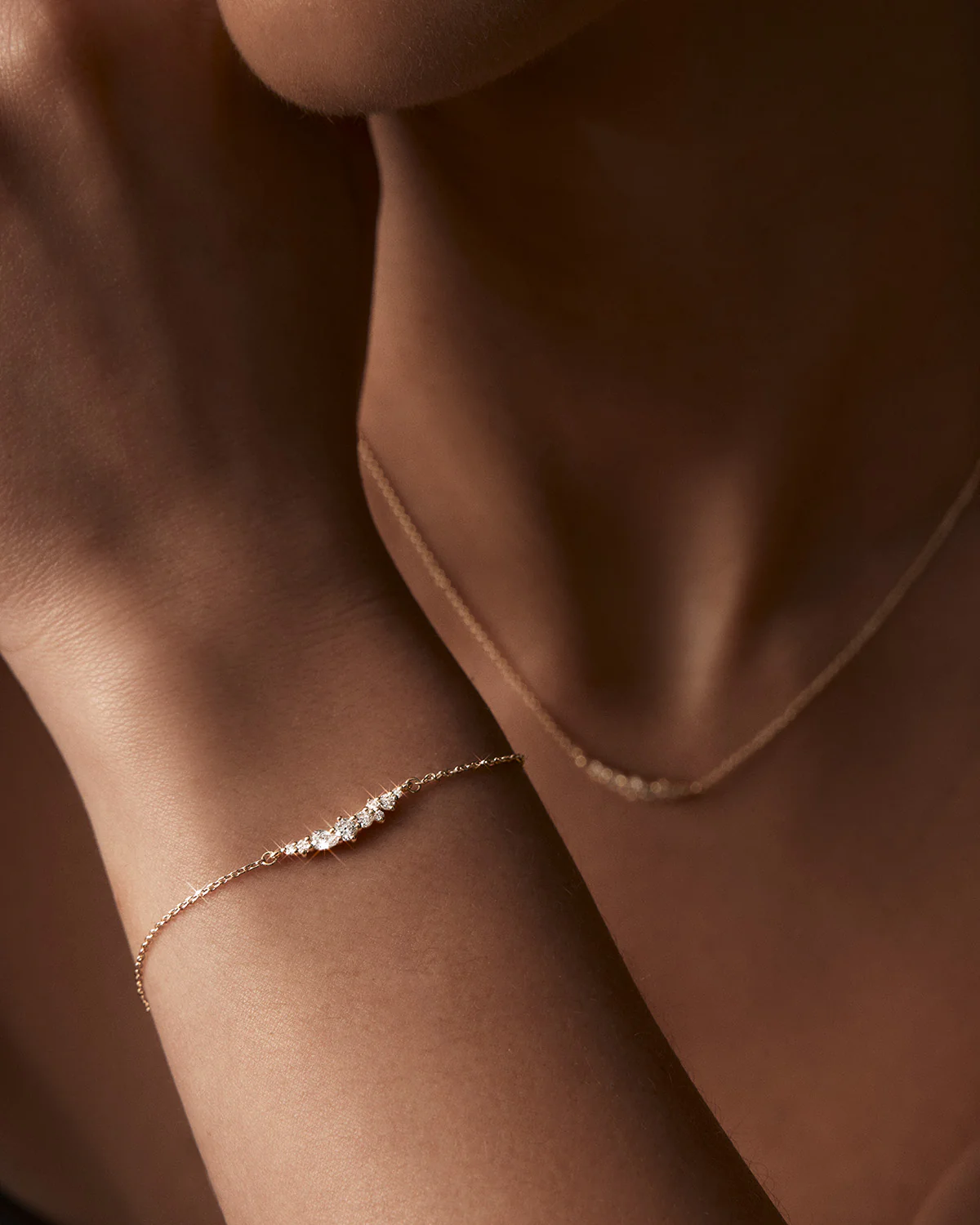 1715-9k-solid-gold-sunkissed-stillness-lab-grown-diamond-bracelet-4.webp 9k Solid Gold Sunkissed Stillness Lab-Grown Diamond Bracelet