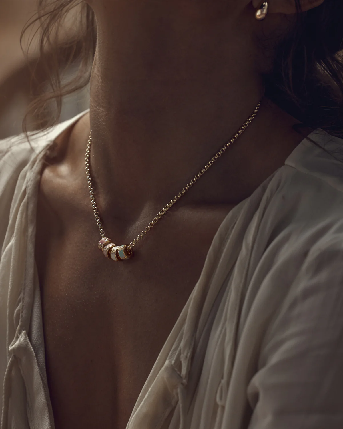 2086-18k-gold-vermeil-born-to-bloom-enamel-petal-pink-clay-4.webp 18k Gold Vermeil Born to Bloom Enamel Petal - Pink Clay