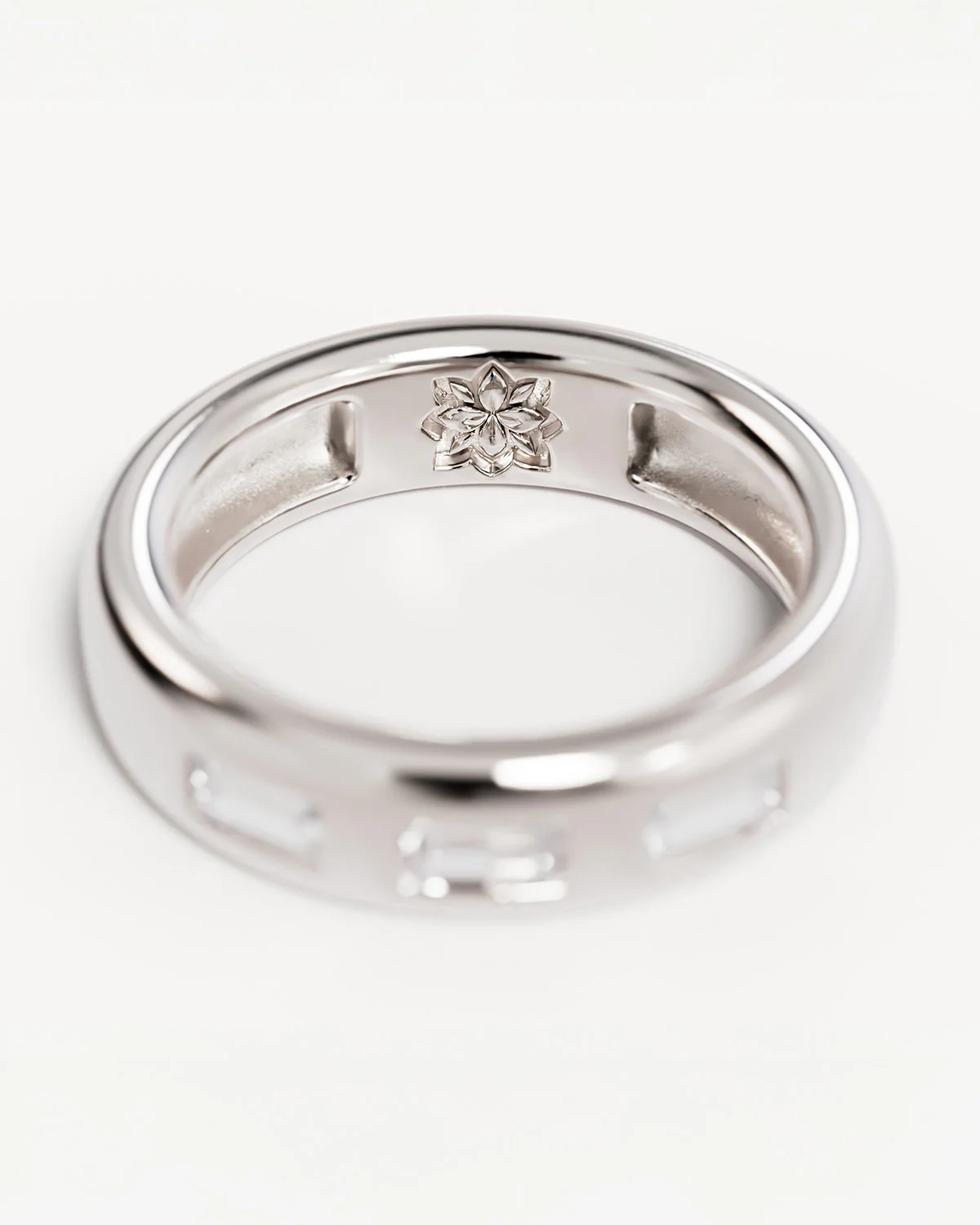 Sterling Silver Magic in Stillness Ring