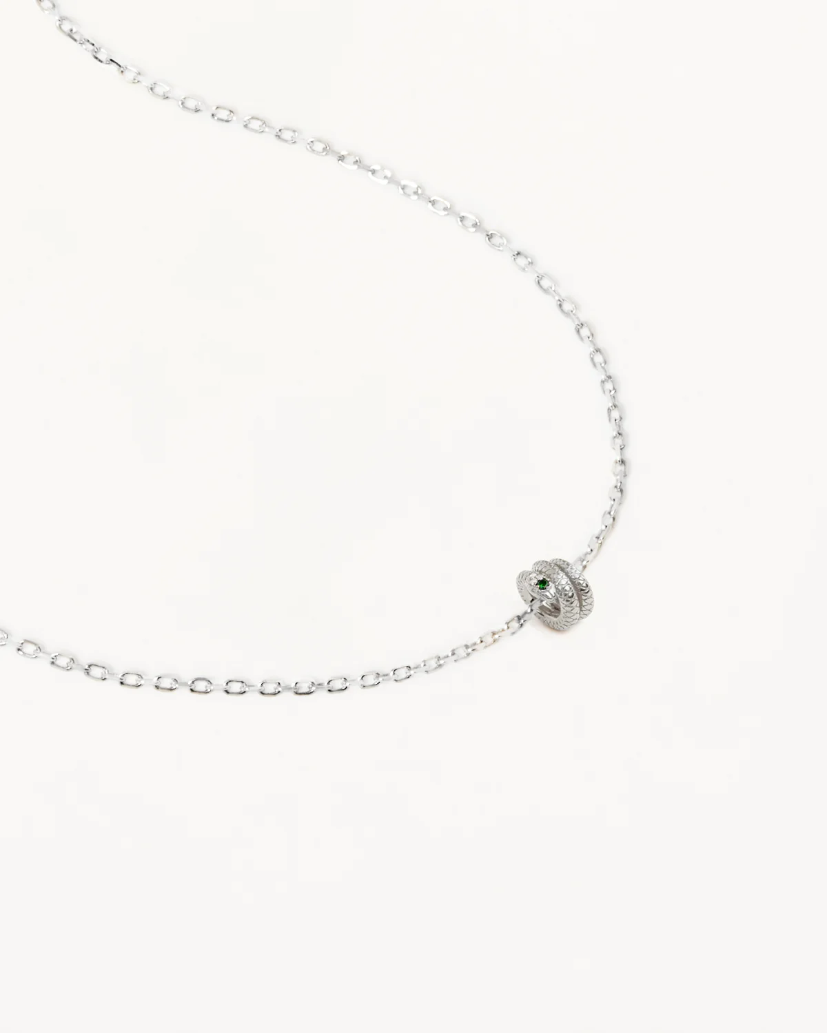 Sterling Silver 18’’ Snake Petal Charm Necklace