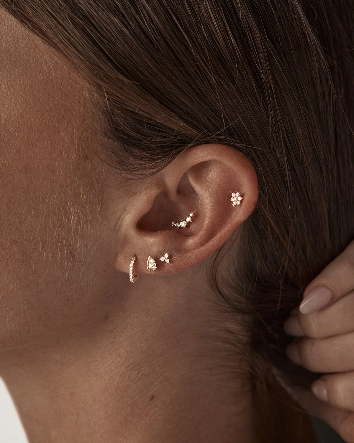 14k Solid Gold Illuminate Lab-Grown Diamond Cartilage Earring