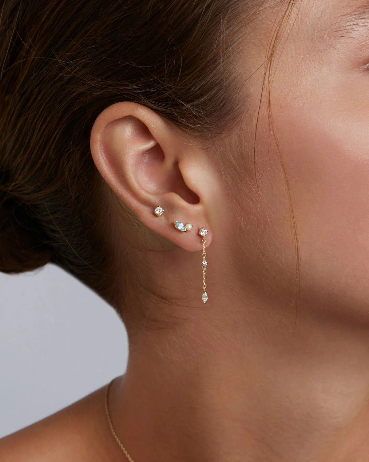 418-14k-solid-gold-whisper-chain-earring-4.webp 14k Solid Gold Whisper Chain Earring