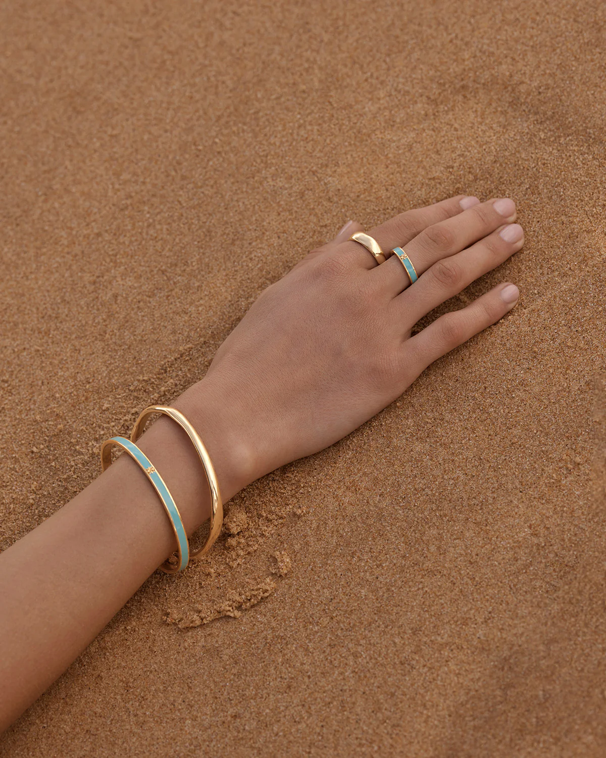 18k Gold Vermeil Born to Bloom Enamel Bangle - Cloud Blue