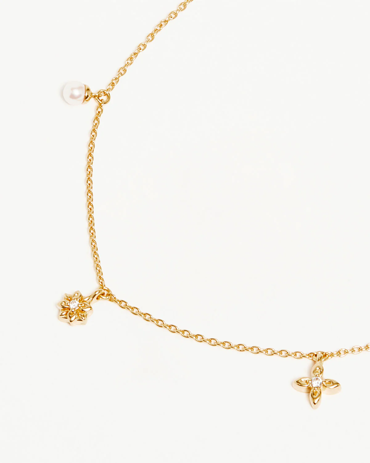 931-18k-gold-vermeil-live-in-peace-choker-3.webp 18k Gold Vermeil Live in Peace Choker