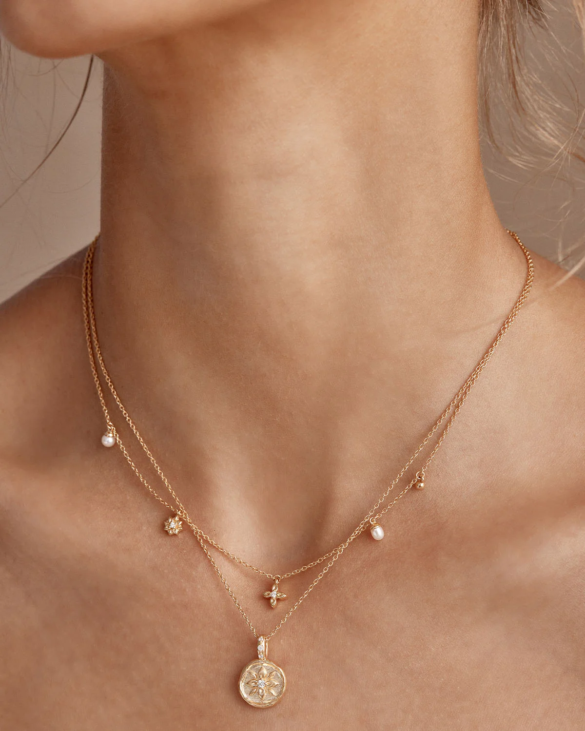 931-18k-gold-vermeil-live-in-peace-choker-5.webp 18k Gold Vermeil Live in Peace Choker